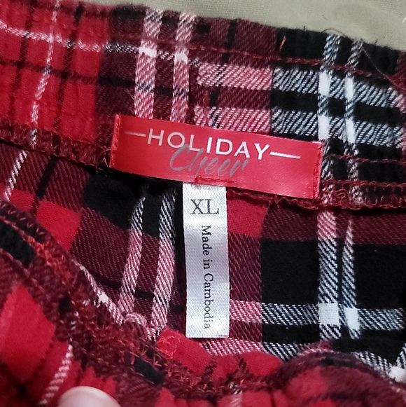 Cozy Red Plaid Pajama Set - Picture 8 of 10